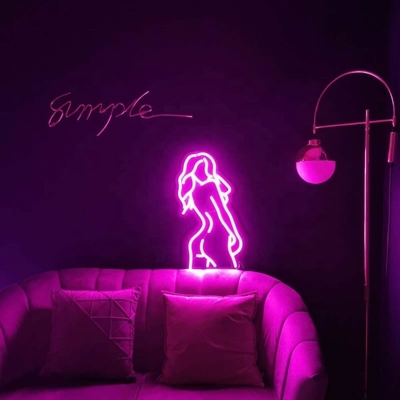 Signal de néon de dame personnalisé avec support acrylique LEDs en silicone rose Durée de vie 50000 heures