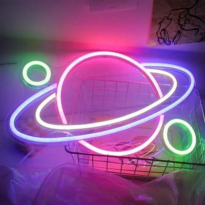 Transformez votre chambre en un espace frais et à la mode avec notre panneau de néon