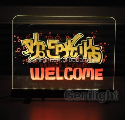 Tableau d'écriture magnétique à bande LED RGB SMD5050 personnalisable pour la publicité interactive