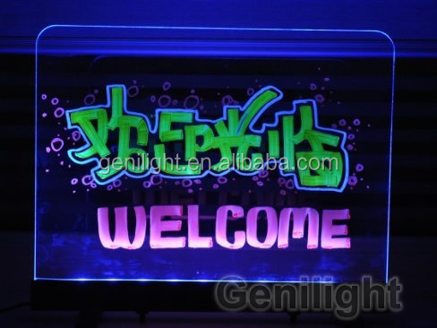 Tableau d'écriture magnétique à bande LED RGB SMD5050 personnalisable pour la publicité interactive