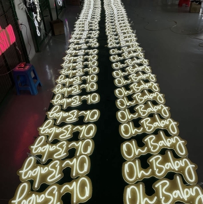 Lumière au néon pour bébé Salle de jeux de la maternelle Mariage Lettre LED blanche Signature allumée