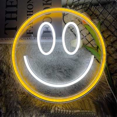 5V Voltage LED Smiley Signe personnalisé Décoration murale pour les adolescentes