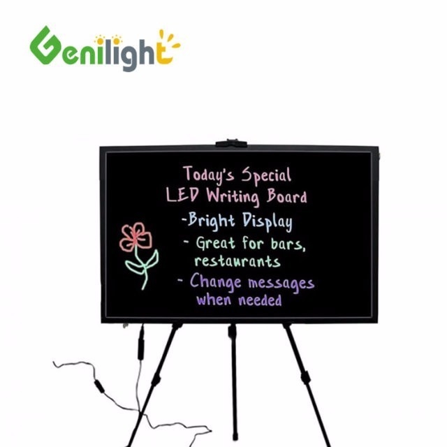 Tableau d'écriture à LED ultra-mince par Genilight avec 12 types de clignotants